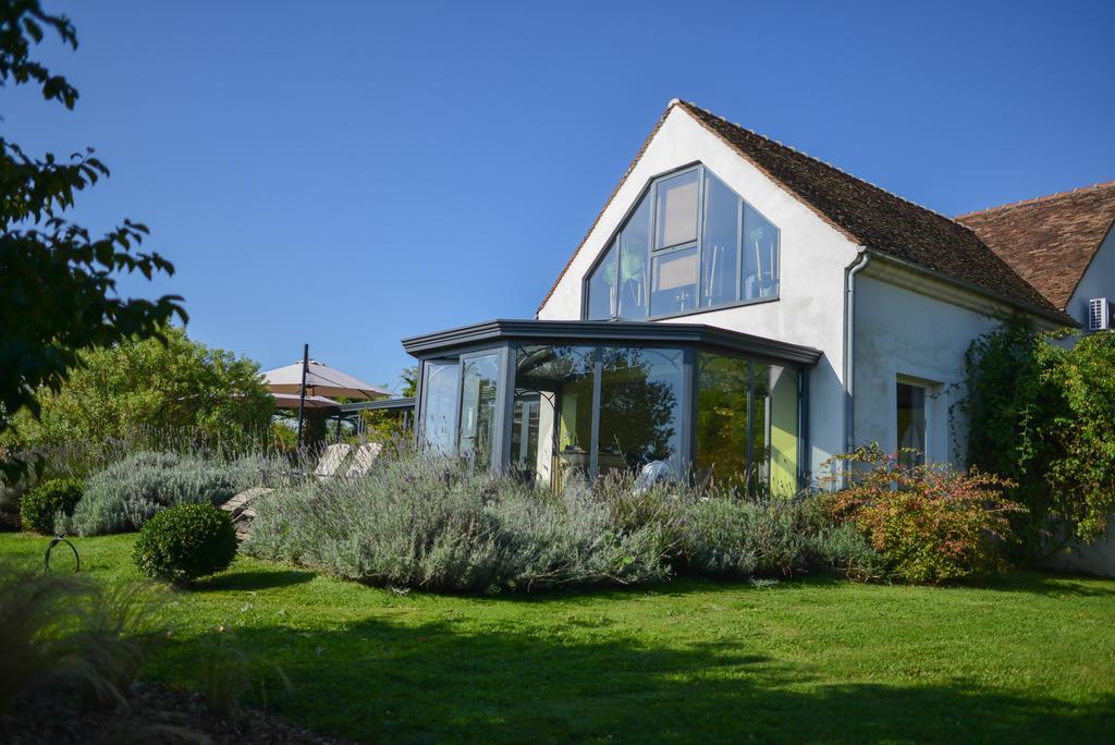Domaine De Bellevue, The Originals Relais Hotel Neufmoutiers-en-Brie Exterior photo