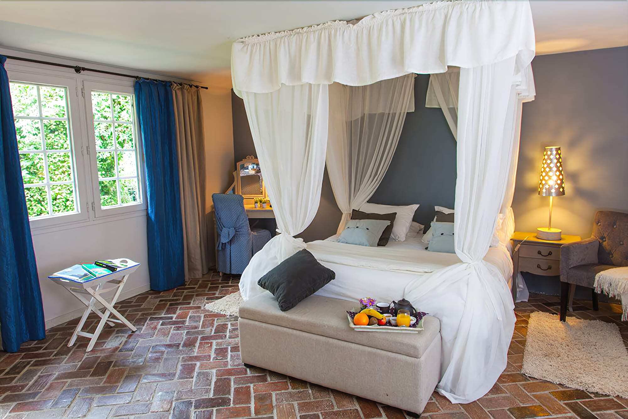 Domaine De Bellevue, The Originals Relais Hotel Neufmoutiers-en-Brie Exterior photo